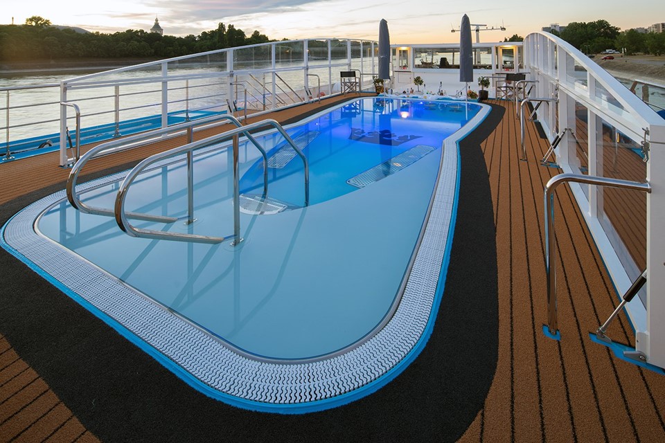 AmaWaterways pool deck